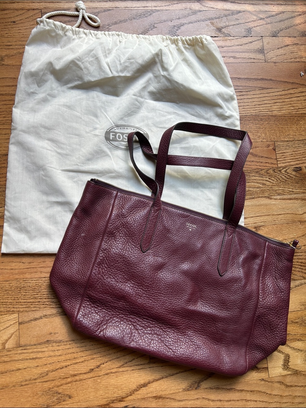 Fossil Burgundy Leather Zip Tote Bag